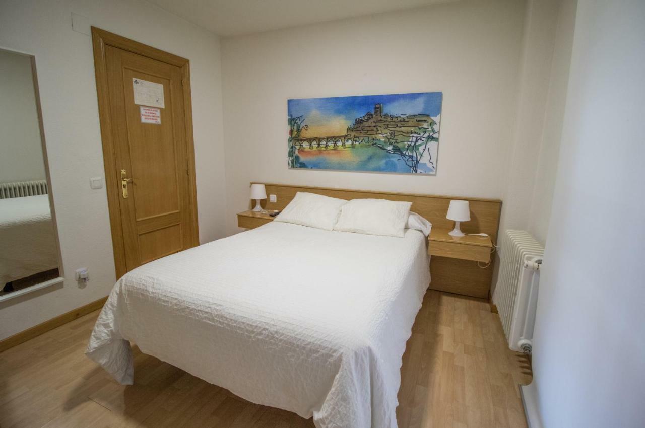Pension Oasis Θαμόρα Εξωτερικό φωτογραφία