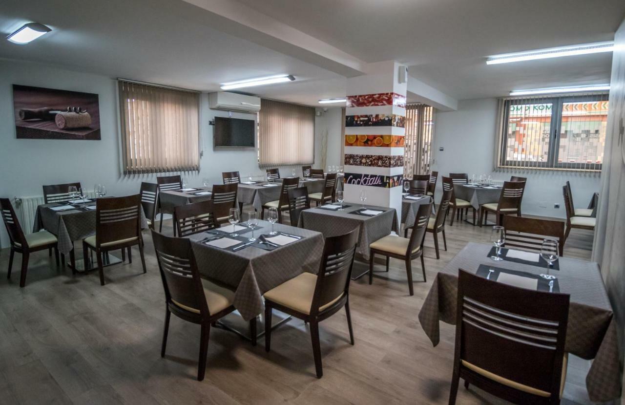 Pension Oasis Θαμόρα Εξωτερικό φωτογραφία
