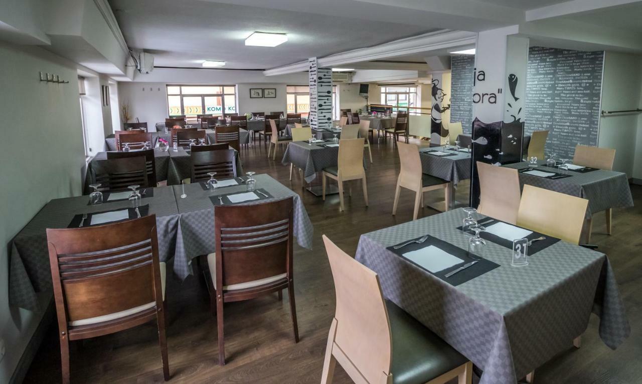 Pension Oasis Θαμόρα Εξωτερικό φωτογραφία